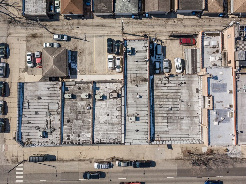 More Photos Of 5700-5716 N Western Ave, Chicago Storefront For Lease