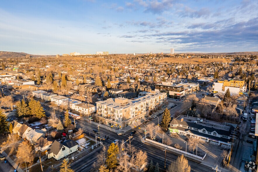 More Photos Of 2002 Kensington Rd NW, Calgary Apartments For Lease