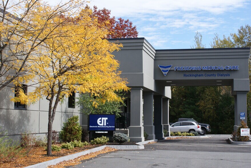 More Photos Of 19 Keewaydin Dr, Salem Research And Development For Lease