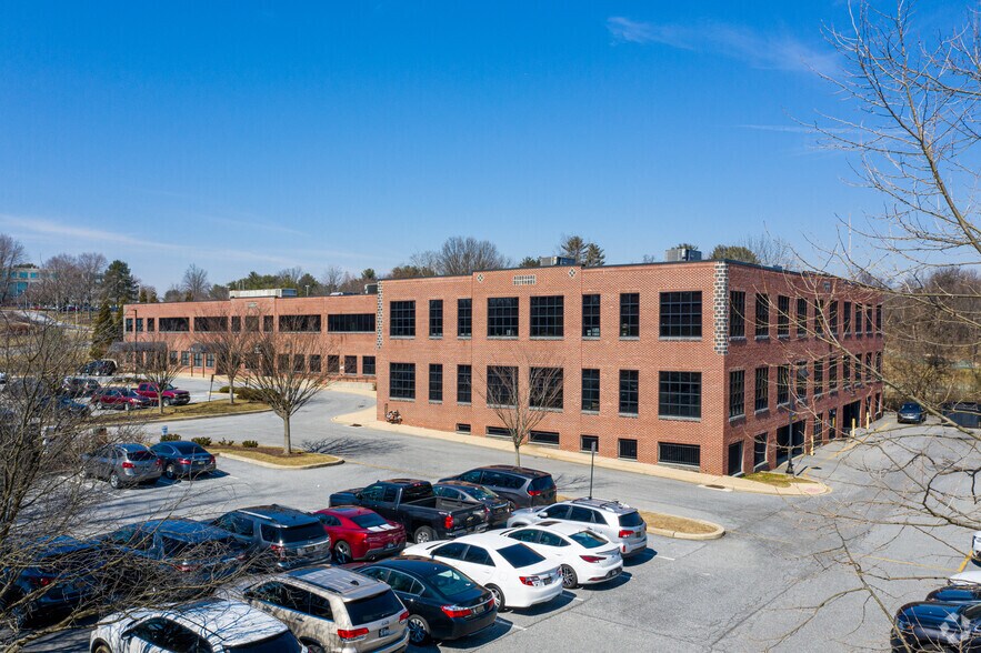 More Photos Of 2710 Centerville Rd, Wilmington Office For Lease
