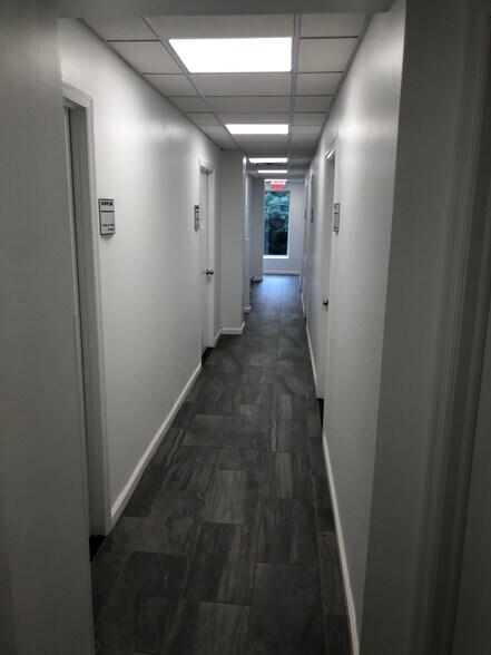 More Photos Of 333 Glen Head Rd, Old Brookville Office For Lease