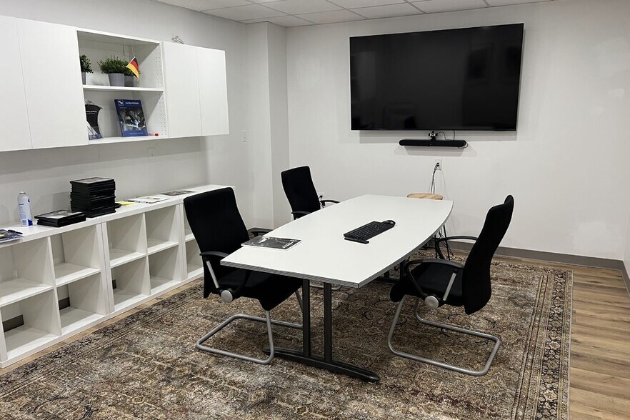 More Photos Of 2460 Industrial Park Blvd, Cumming Distribution For Sale