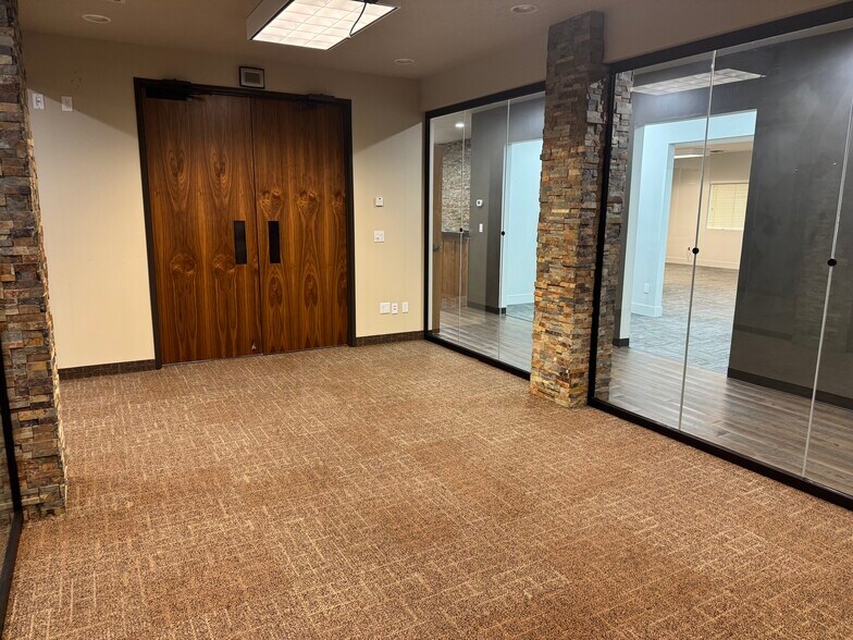 More Photos Of 4270-4280 E Amity Ave, Nampa Office For Lease
