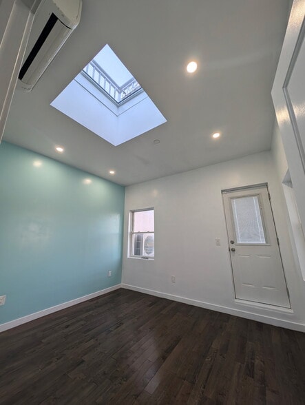 More Photos Of 3043 Fulton St, Brooklyn Storefront Retail Residential For Sale