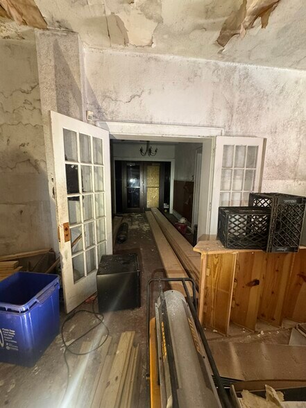 More Photos Of 238 N 53rd St, Philadelphia Funeral Home For Sale