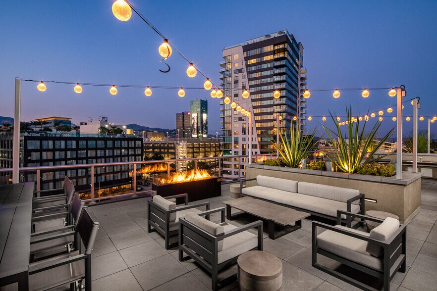 More Photos Of 1331 N Cahuenga Blvd, Los Angeles Apartments For Lease