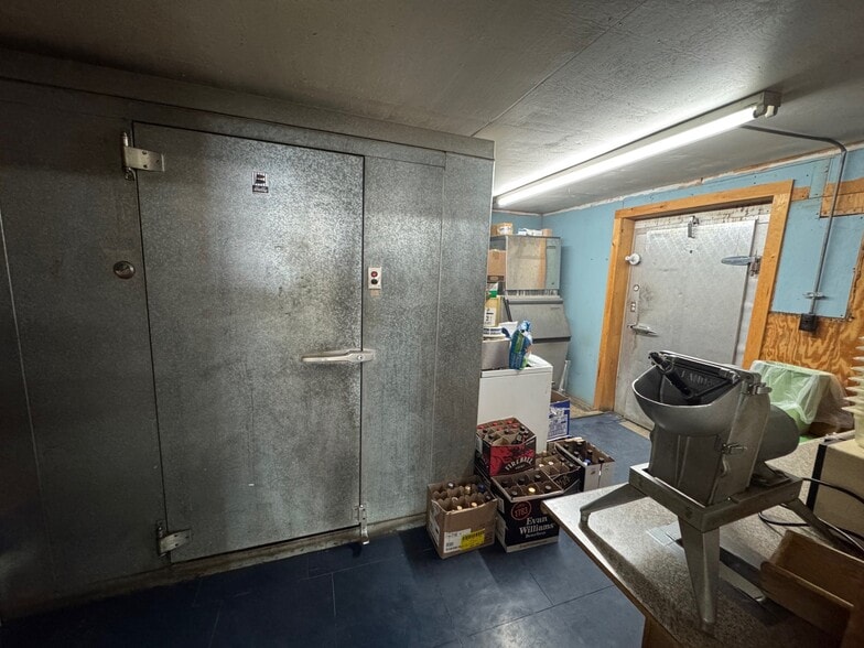 More Photos Of 192 Oakfield Smyrna Rd, Oakfield Convenience Store For Sale