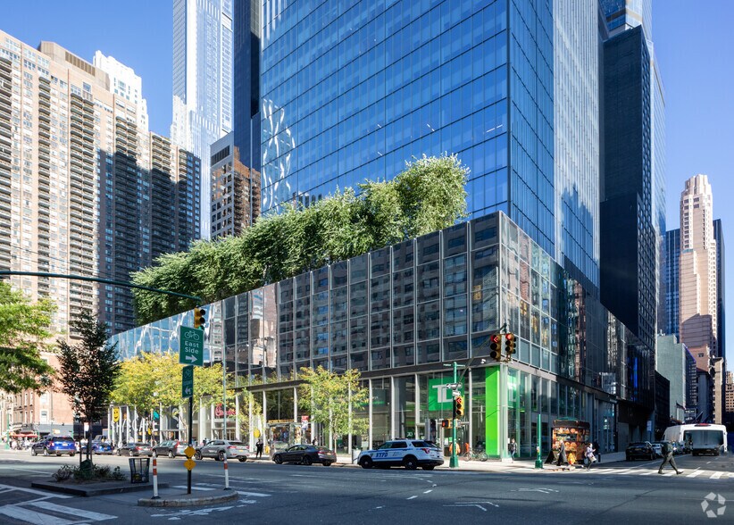 More Photos Of 250 W 55th St, New York Coworking Space