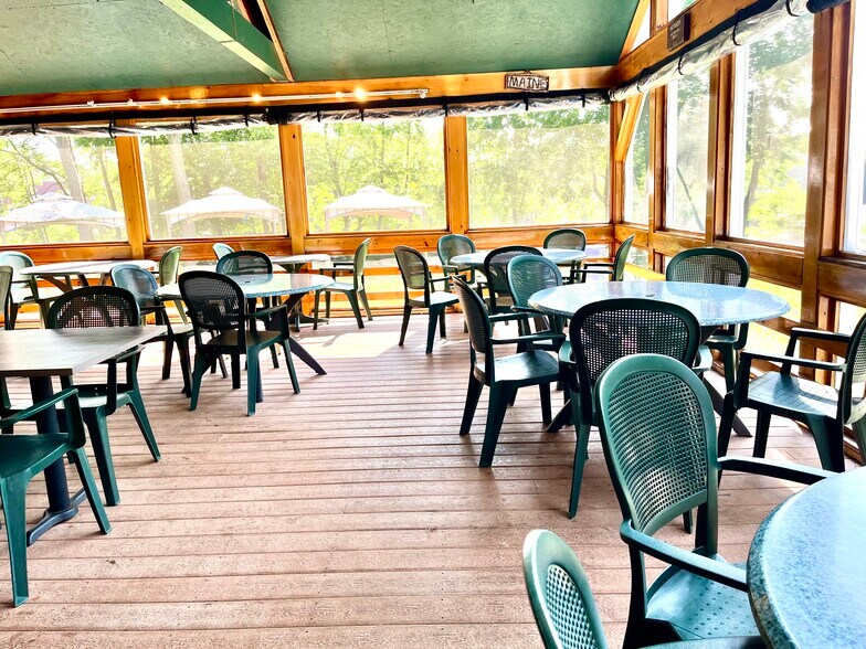 More Photos Of 8 South St, Ellsworth General Retail For Sale