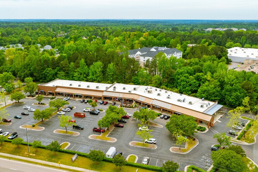 More Photos Of 817-909 N Smithfield Rd, Knightdale General Retail For Lease