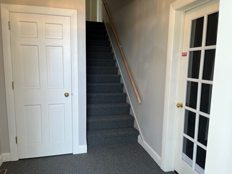 More Photos Of 41 Unquowa Pl, Fairfield Office For Lease