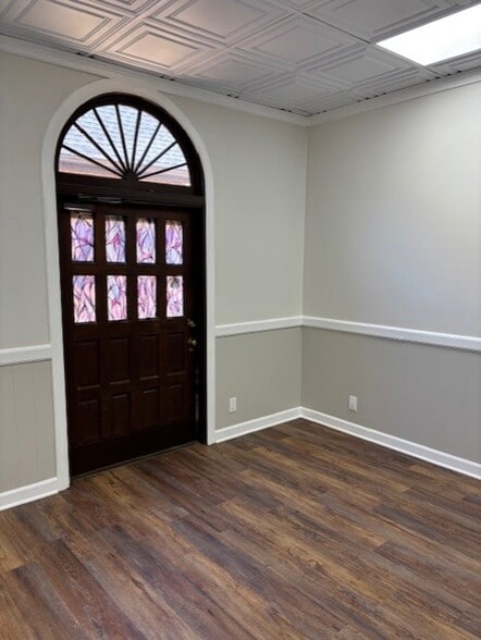 More Photos Of 208 Smith St, Lagrange Office For Lease