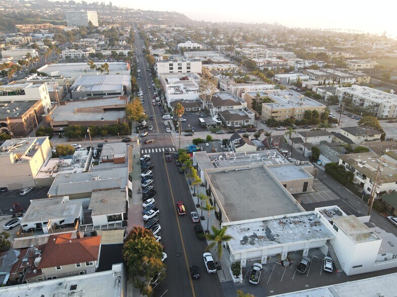 More Photos Of 7713-7719 Fay Ave, La Jolla Loft Creative Space For Lease