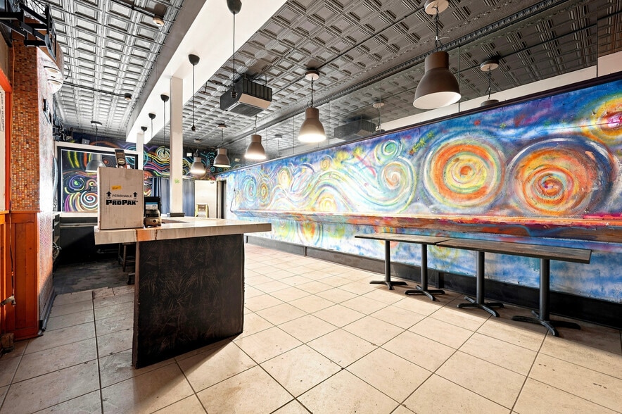 More Photos Of 1437-39 South Street, Philadelphia Specialty For Lease