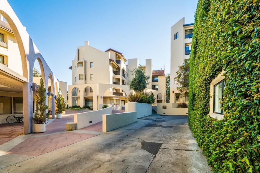 Primary Photo Of 675-685 High St, Palo Alto Office Residential For Lease