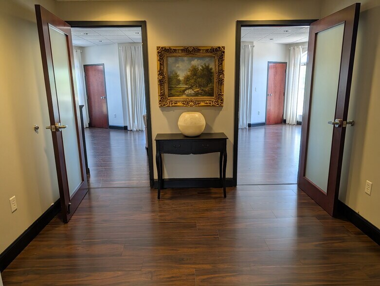 More Photos Of 300 State St E, Oldsmar Medical For Sale