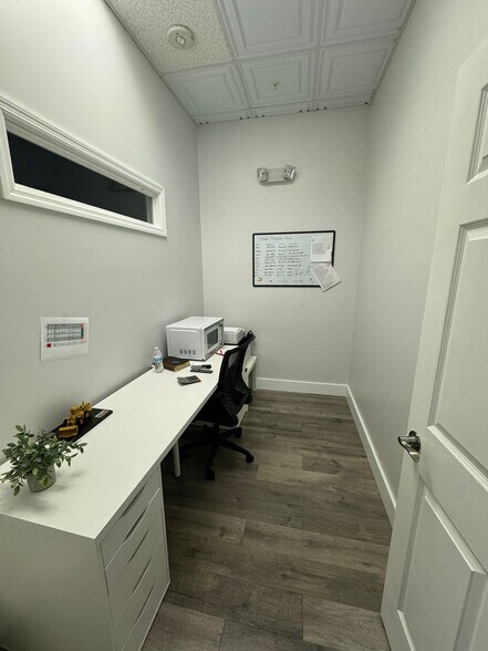 More Photos Of 6996 Piazza Grande Ave, Orlando Office For Lease