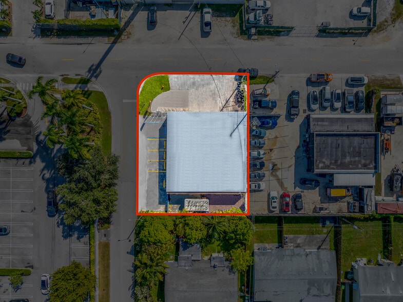 More Photos Of 11300 SW 208th Dr, Miami Service For Sale