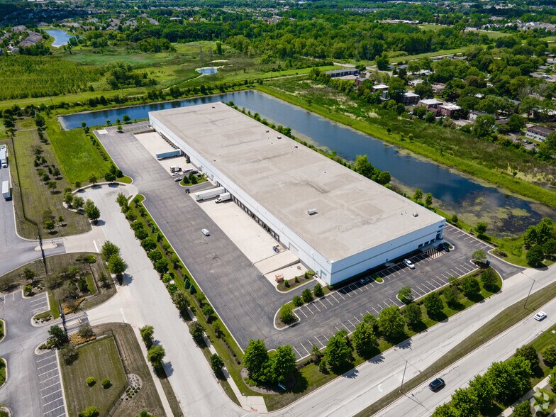 More Photos Of 2121 Diehl Rd, Aurora Warehouse For Lease