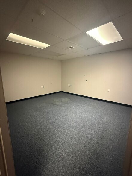 More Photos Of 2331 Route 209, Sciota Office For Lease