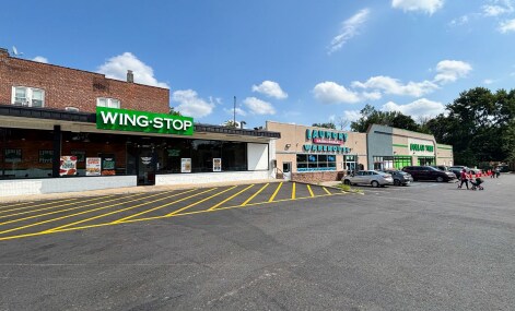 More Photos Of 78 Main Ave, Passaic Unknown For Lease