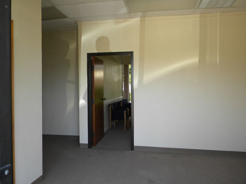 More Photos Of 2801-2831 W Parker Rd, Plano Medical For Lease