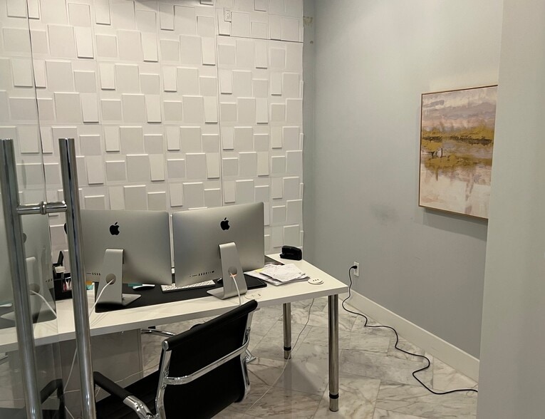 More Photos Of 3800 S Ocean Dr, Hollywood Office For Sale