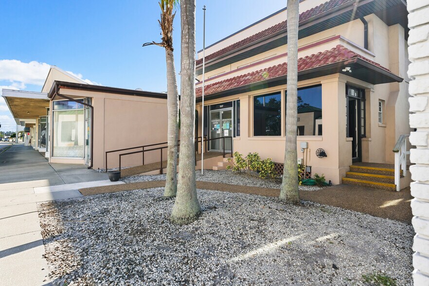 More Photos Of 1507 20th St, Vero Beach Medical For Lease