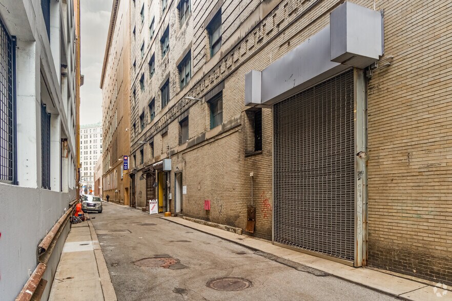 More Photos Of 120 Cecil Pl, Pittsburgh Loft Creative Space For Sale