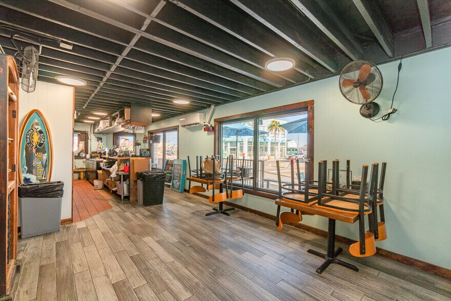 More Photos Of 80 Old San Carlos Blvd, Fort Myers Beach Restaurant For Sale