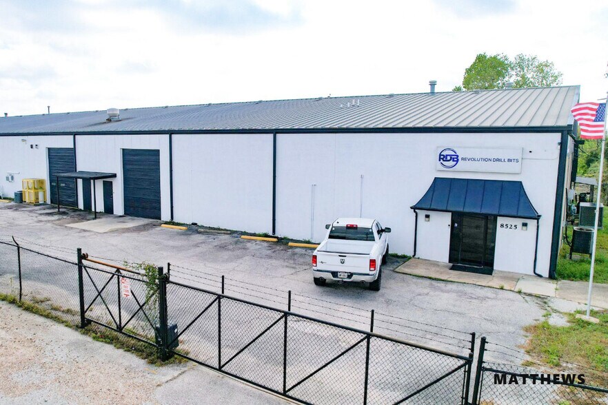 Primary Photo Of 8525 W Monroe Rd, Houston Manufacturing For Sale