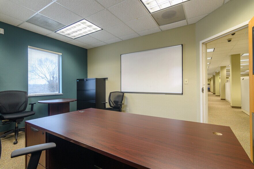 More Photos Of 2023 St. Mary's Blvd, Jefferson City Medical For Lease