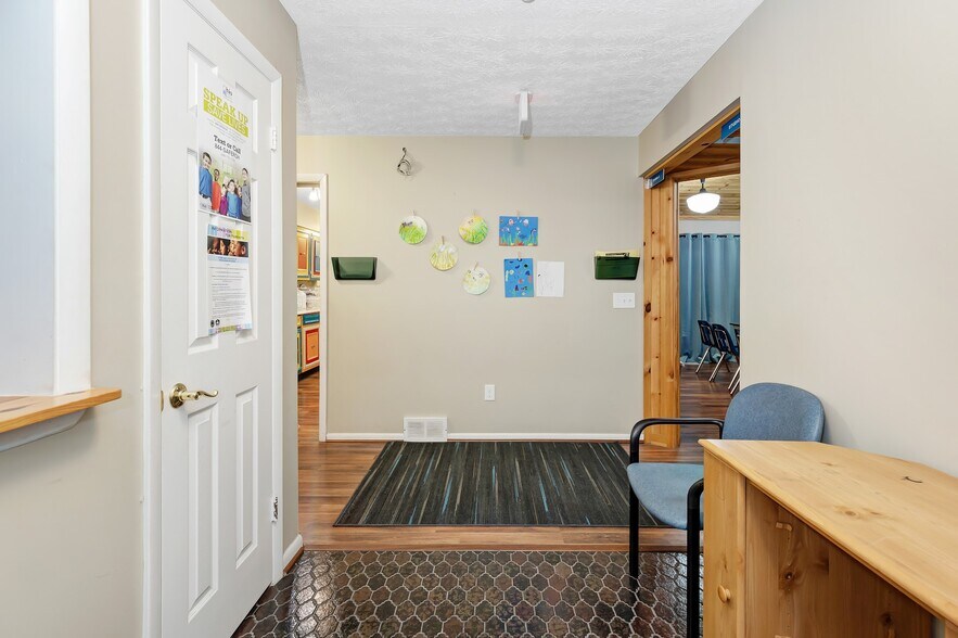 More Photos Of 100 Obetz Rd, Columbus Daycare Center For Sale