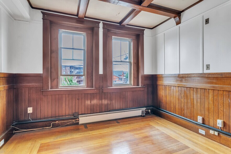 More Photos Of 12 Crescent St, Holyoke Industrial For Sale