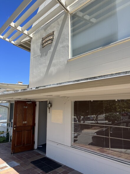 More Photos Of 31 Soledad Dr, Monterey Medical For Lease