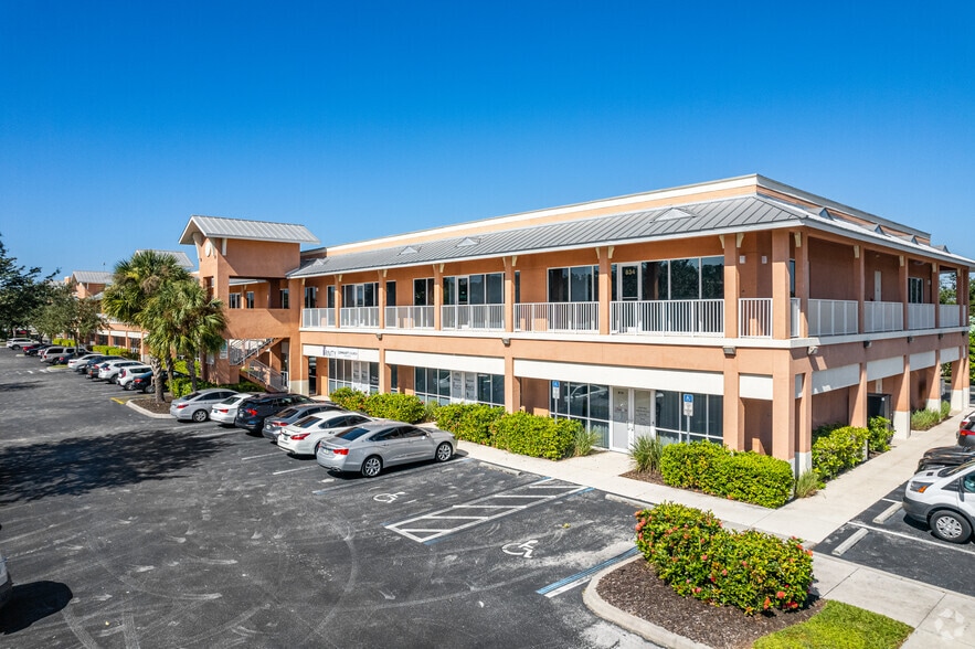 Primary Photo Of 3845 Beck Blvd, Naples Office Residential For Lease