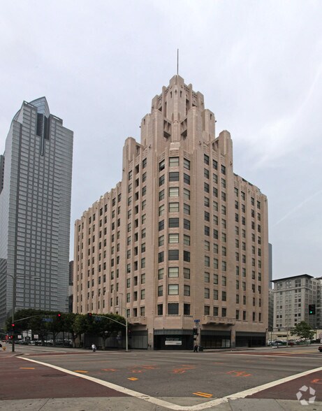 More Photos Of 411 W 5th St, Los Angeles Apartments For Lease