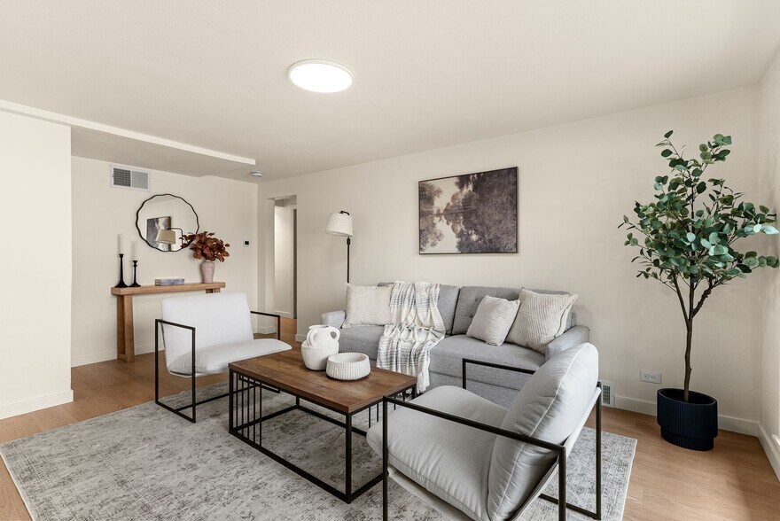 More Photos Of 14643 8th Ave SW, Burien Apartments For Sale