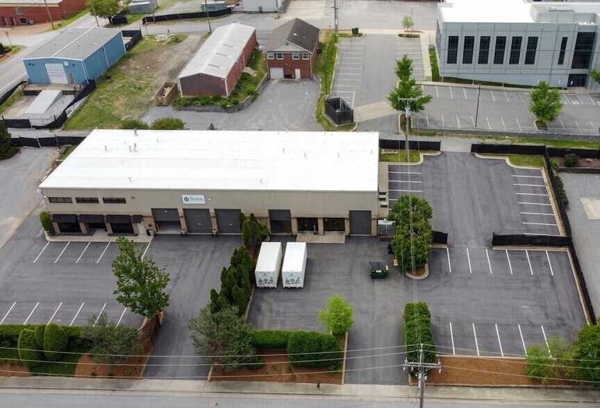 Primary Photo Of 2317-2319 Grandview Ave, Nashville Industrial For Lease
