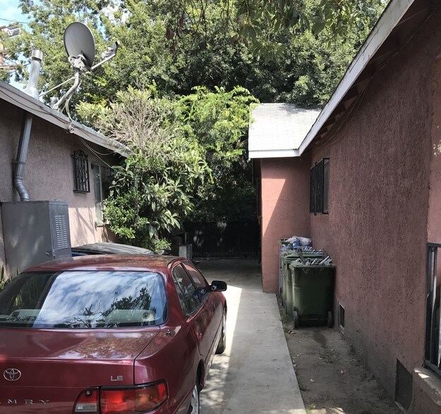 More Photos Of 2510 S Central Ave, Los Angeles Unknown For Lease