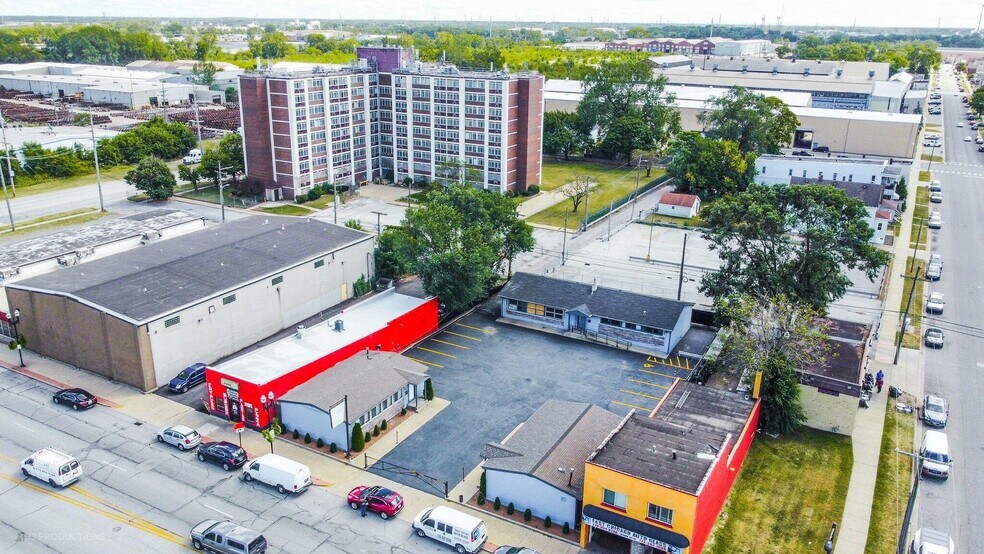 More Photos Of 523 W Chicago Ave, East Chicago Medical For Lease