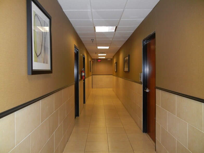 More Photos Of 3909 S Maryland Pky, Las Vegas Medical For Lease