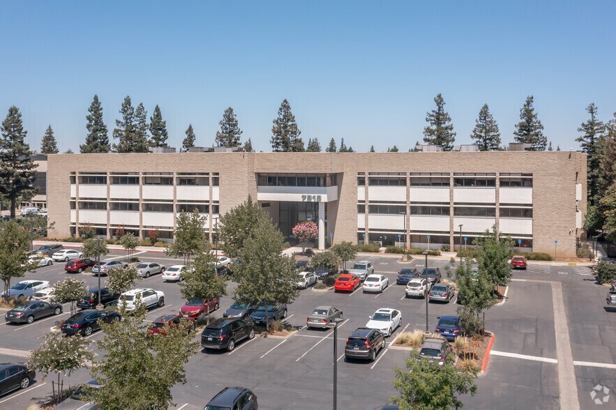 More Photos Of 7919 Folsom Blvd, Sacramento Office For Lease