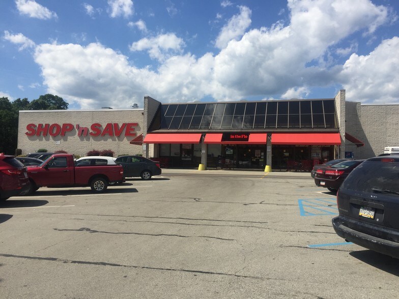 Primary Photo Of 1 Franklin Village Mall, Kittanning Unknown For Lease