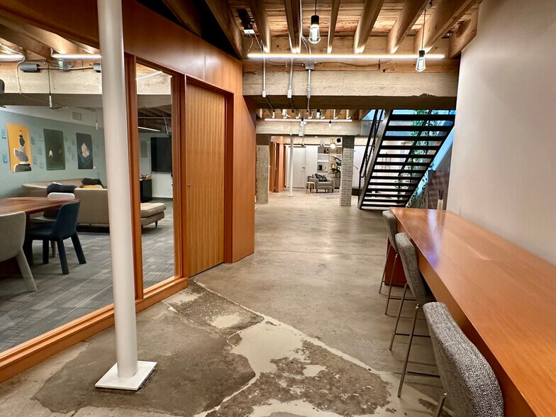 More Photos Of 1619 Hennepin Ave, Minneapolis Office For Lease