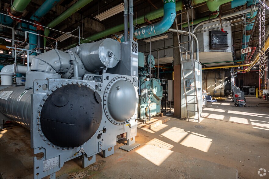 More Photos Of 140 High St, Springfield Unknown For Sale