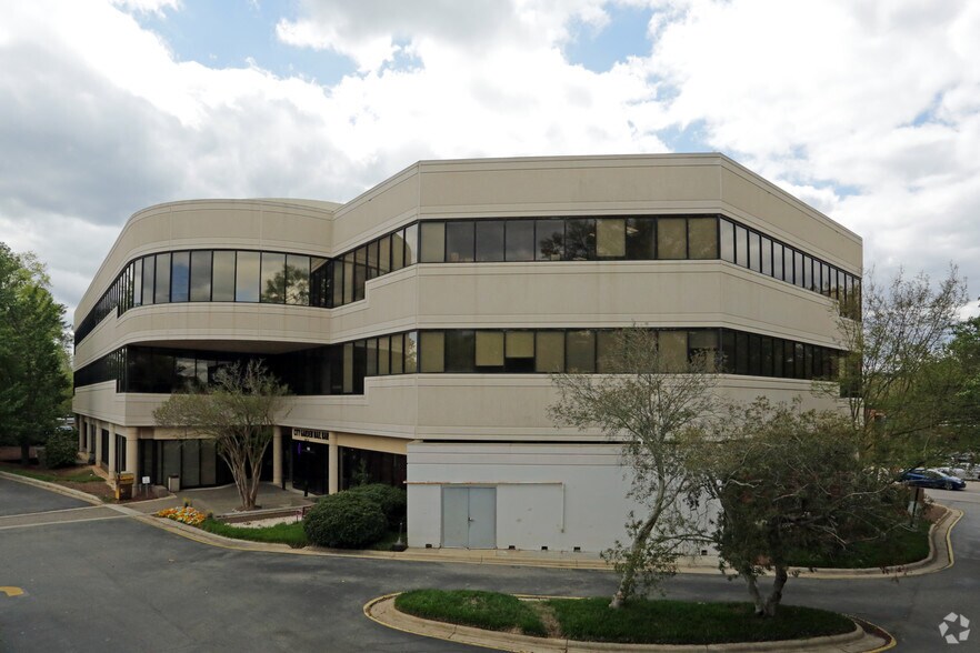 More Photos Of 1135 Kildaire Farm Rd, Cary Office For Lease