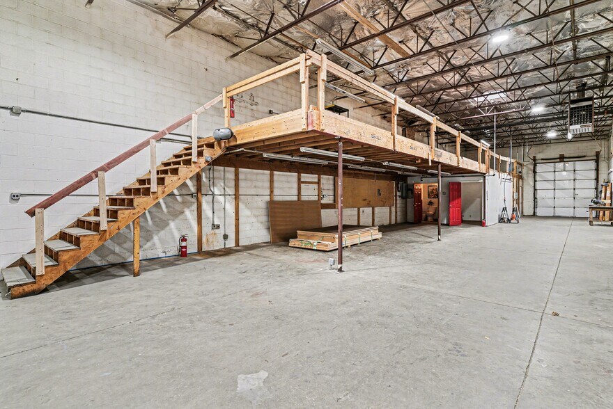 More Photos Of 16015 W 4th Ave, Golden Manufacturing For Sale