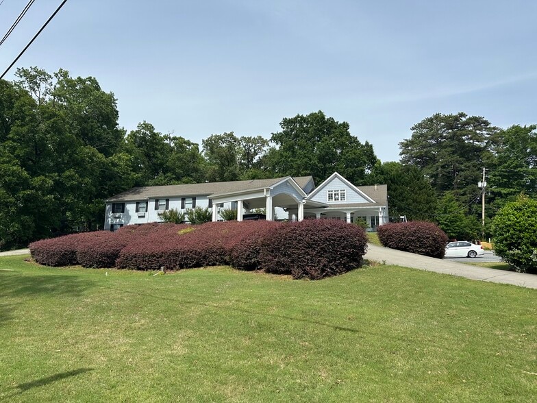 More Photos Of 519 Lawrenceville St, Norcross Assisted Living For Sale