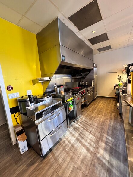 More Photos Of 300 Ontario St, Cohoes Restaurant For Sale